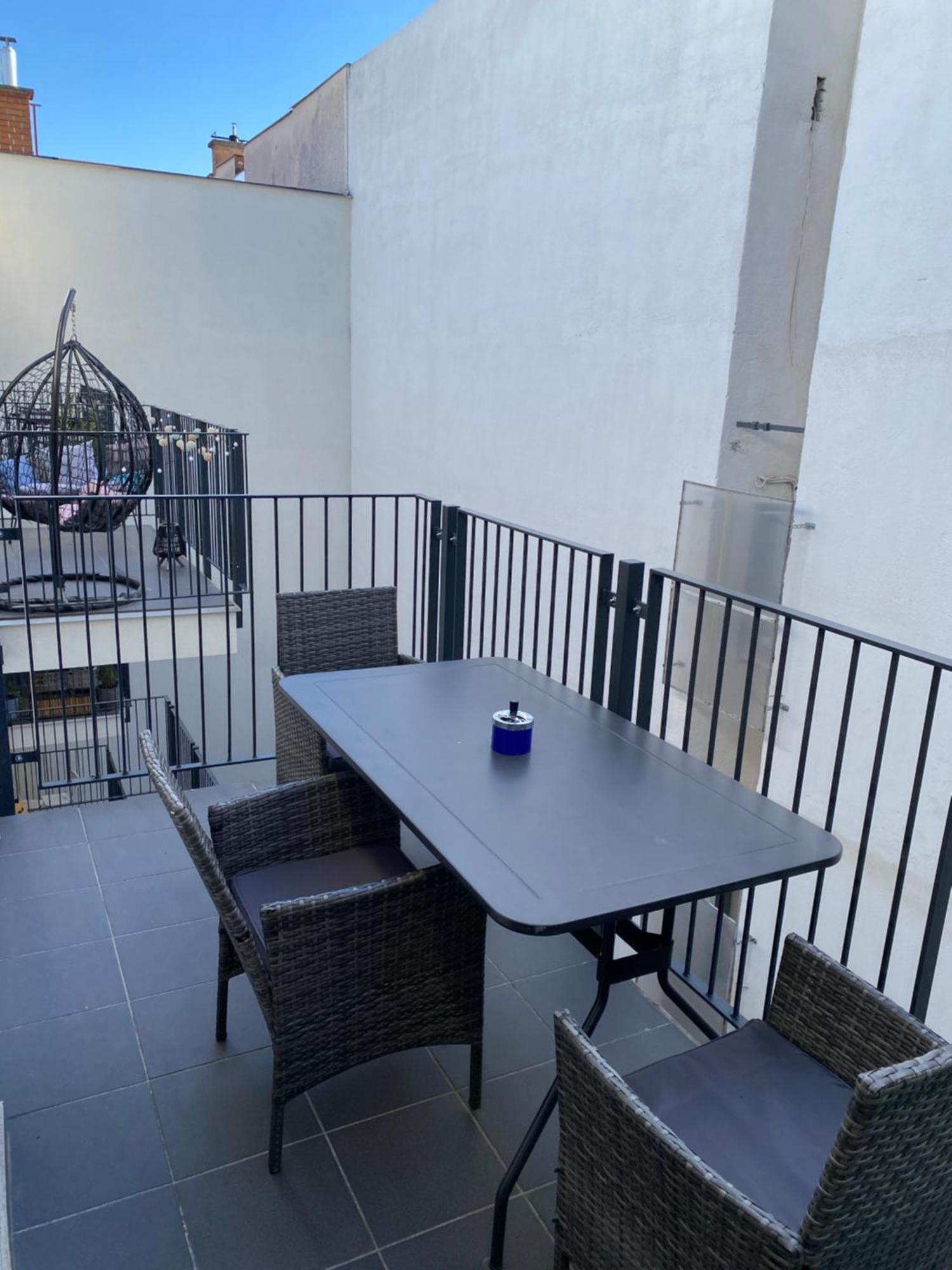 R77 Apartment Downtown - Penthouse Budapest Exterior photo
