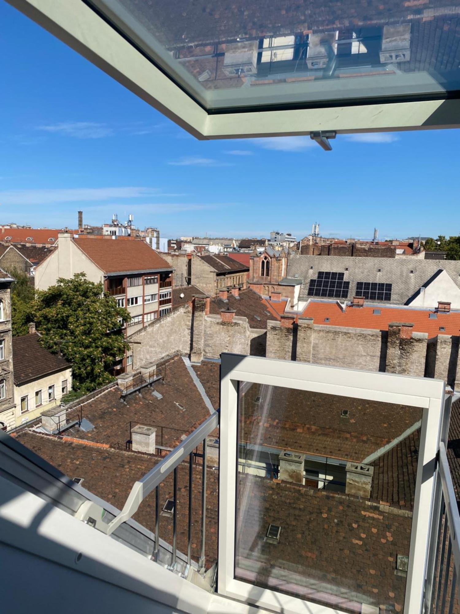 R77 Apartment Downtown - Penthouse Budapest Exterior photo
